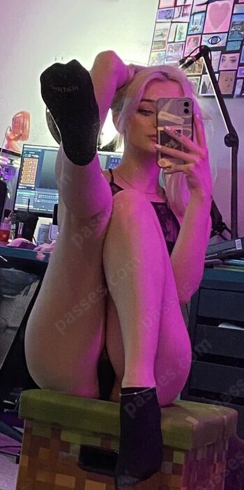Adrianahlee