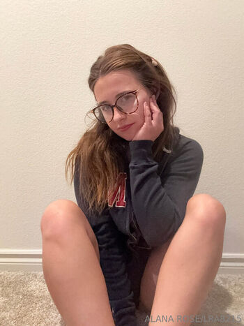 Full leaked Alanarose private onlyfans photo