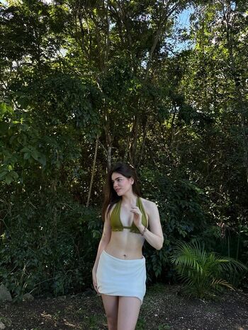 Full leaked Alba clouthier page private onlyfans photo