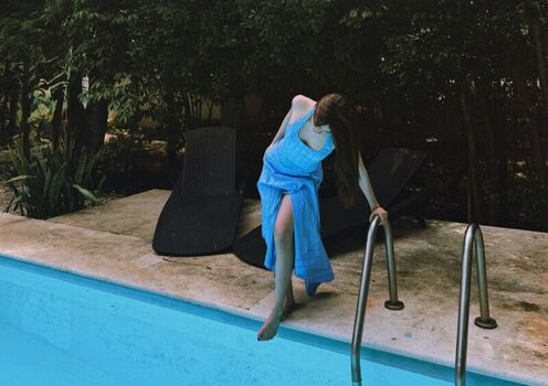 Full leaked Alba clouthier private onlyfans photo