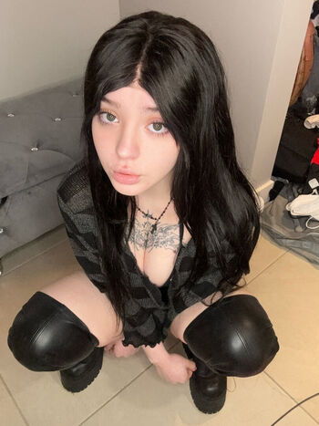 Full leaked Aleurierflare private onlyfans photo
