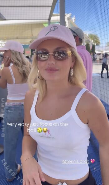 Full leaked Anuschka van lent private onlyfans photo