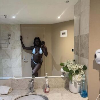 Full leaked Anyang deng private onlyfans photo