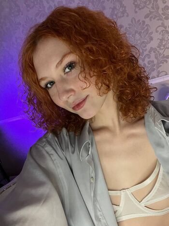 Full leaked Mayalis/ private onlyfans photo