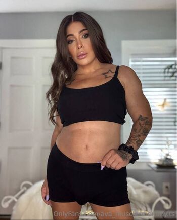 ava_muscle_mommy.ts