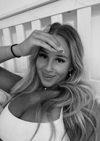 Full leaked Tuwaifuvirtual/ private onlyfans photo