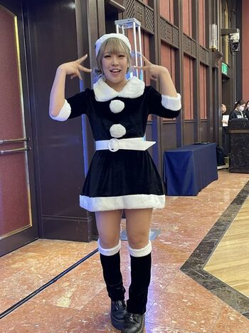 Full leaked Cinderella girl/ private onlyfans photo