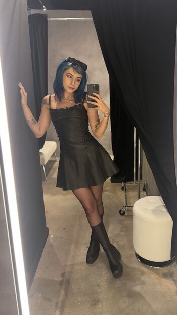 Full leaked Istripper / private onlyfans photo