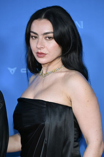 Charli XCX
