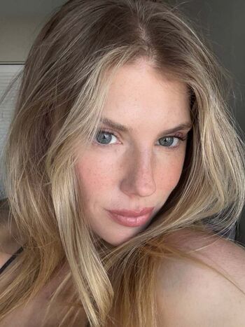 Full leaked Charlotte mckinney  page private onlyfans photo