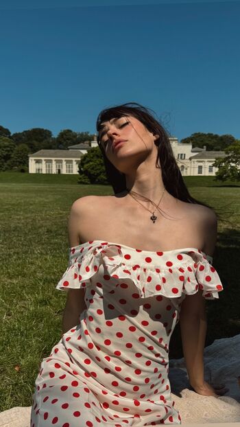Full leaked Charlotte rose page private onlyfans photo