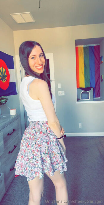 cheekytransgirl