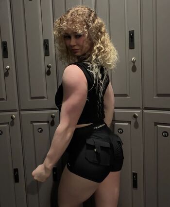 Full leaked Chloethehokage private onlyfans photo