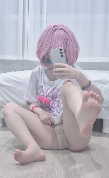 Full leaked Kienzy mylien/ private onlyfans photo