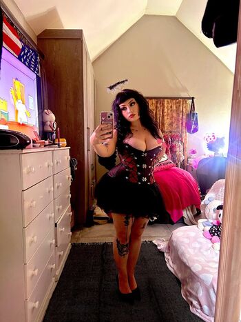 Full leaked Pippalee/ private onlyfans photo