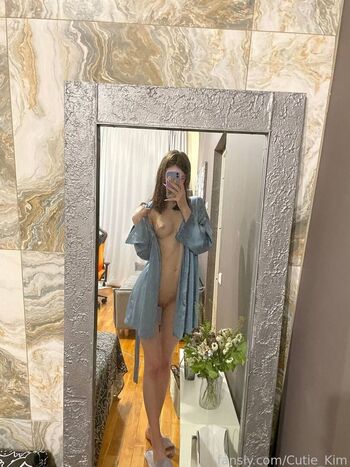 Full leaked Cutie kim private onlyfans photo