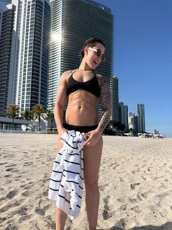 Full leaked Delaney deutsch page private onlyfans photo