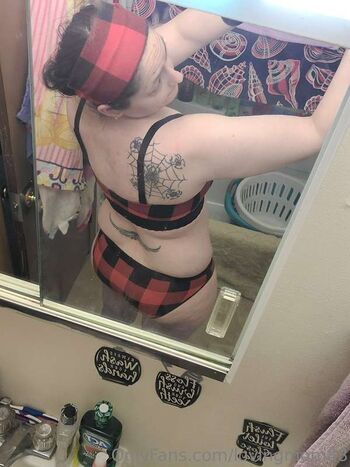 Full leaked Desiree private onlyfans photo