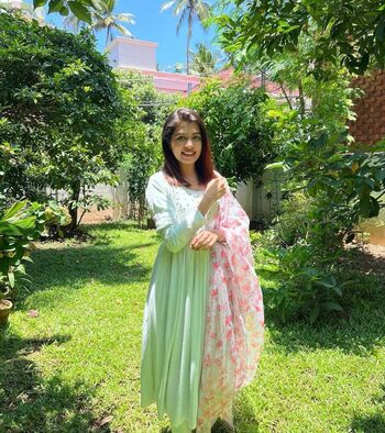 Full leaked Diya krishna private onlyfans photo