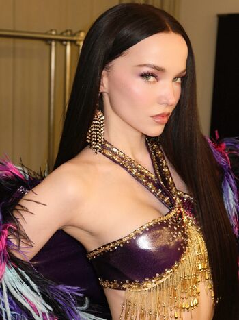 Dove Cameron