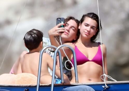 Full leaked Dua lipa private onlyfans photo