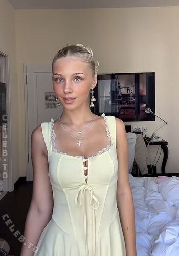 Full leaked Elena zoe private onlyfans photo