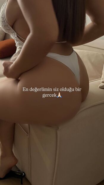 Full leaked Elif karaarslan private onlyfans photo