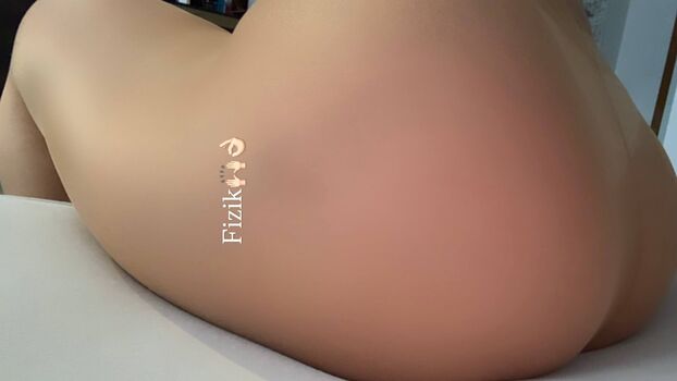 Full leaked Elif karaarslan private onlyfans photo