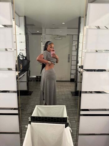 Full leaked Ella bandz private onlyfans photo