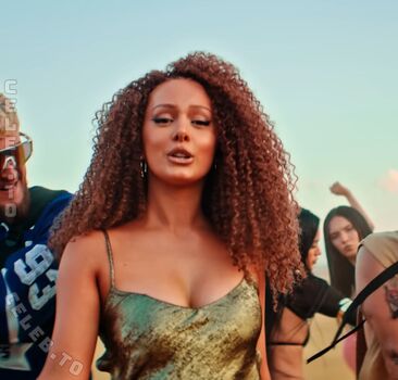 Full leaked Linaliciouss alinasweetness sunnylinabae linaliciouspoguese poguese/ private onlyfans photo