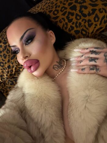 Full leaked Fetischbarbie private onlyfans photo