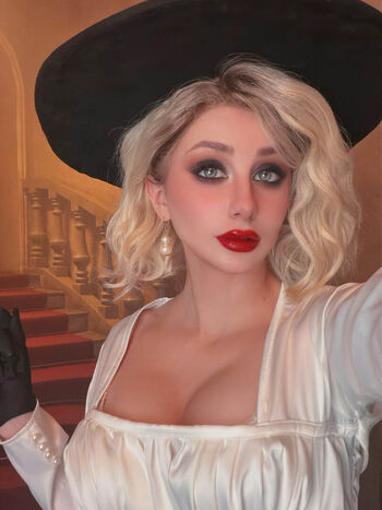 Full leaked Fishy cosplay private onlyfans photo