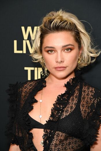 Full leaked Florence pugh  page private onlyfans photo