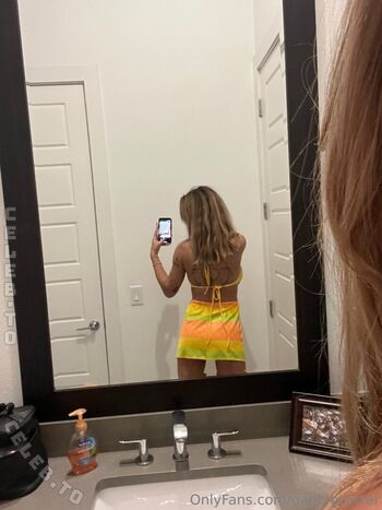 Gabbie Carter