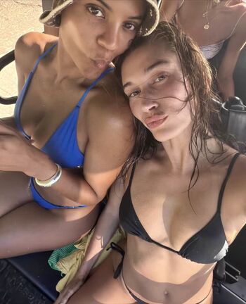 Hailey Baldwin Bieber