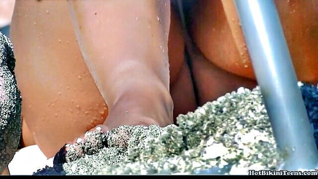 Full leaked Hairy peach private onlyfans photo