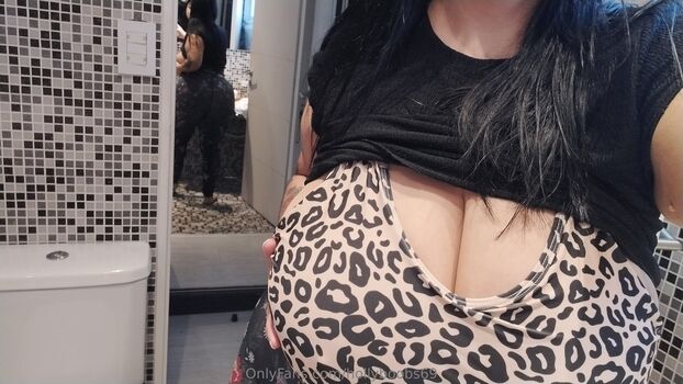 hollyboobs69