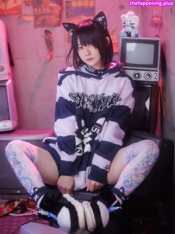 Iiniku Ushijima / prdtrt_shop Foto OnlyFans Desnuda #51