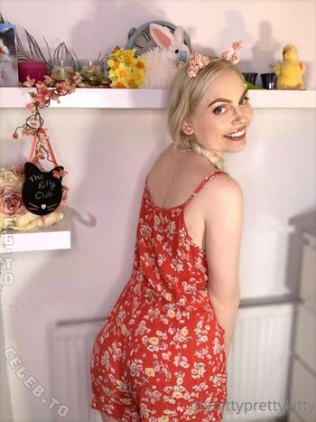 Full leaked Ittybittyprettykitty page private onlyfans photo