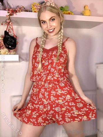 Full leaked Ittybittyprettykitty page private onlyfans photo