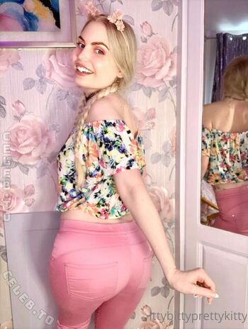 Full leaked Ittybittyprettykitty private onlyfans photo