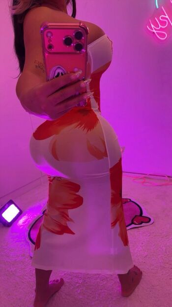 Full leaked Ivysky private onlyfans photo