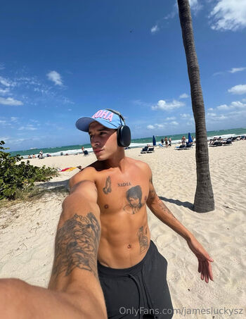 jamesluckysz