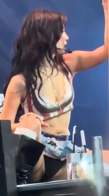 Full leaked Jennierubyjane private onlyfans photo