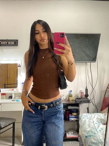 Full leaked Jessyeesecret private onlyfans photo