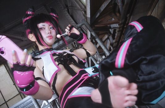 Juri-Han Cosplayers.