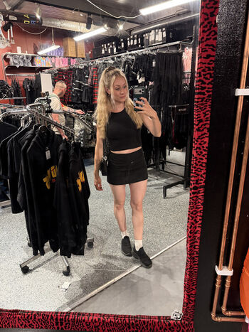 Full leaked Kandyland private onlyfans photo
