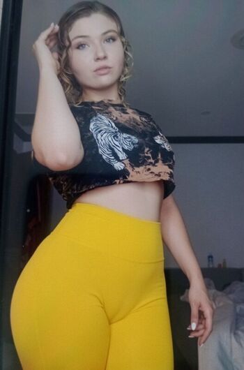 Full leaked Kateluv private onlyfans photo