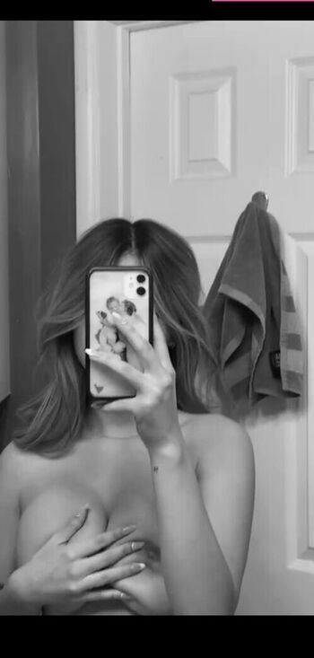 Full leaked Kimvuongg private onlyfans photo