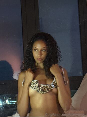 Kiwi Stunner Tasmyn Rose